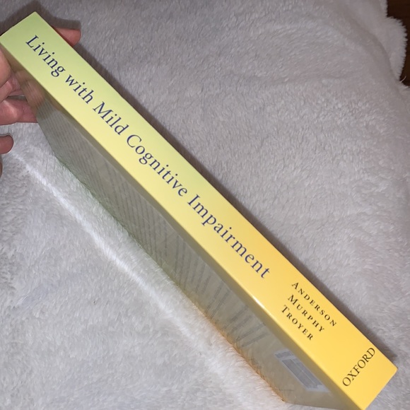 SALE!! Health. Living with mild cognitive impairment - Picture 2 of 12